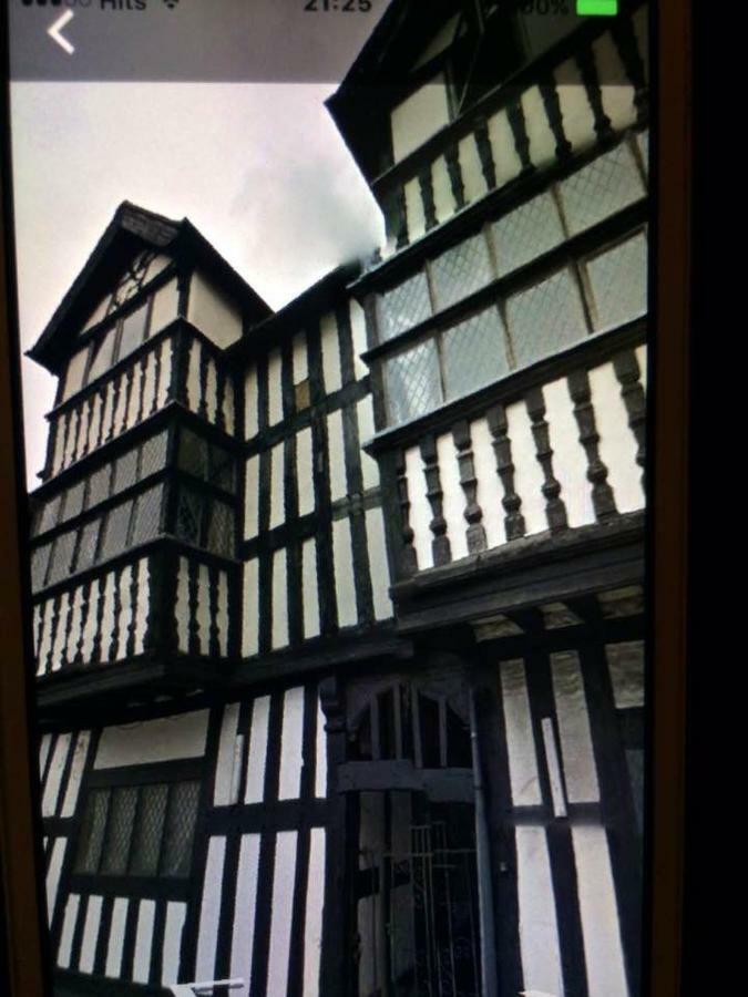 Severn Tudor House Shrewsbury Exterior photo
